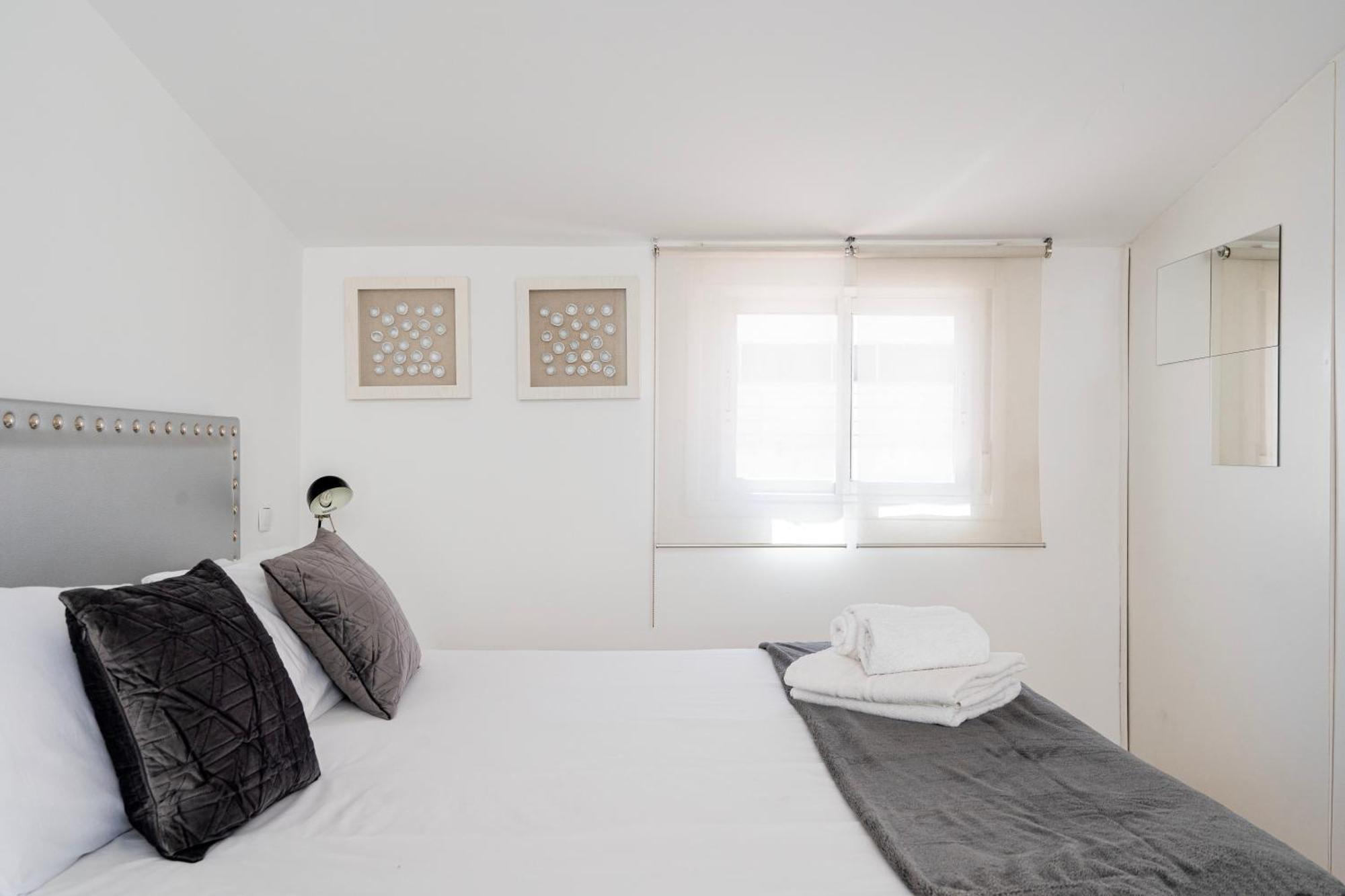 For You Rentals Precioso Apartamento Temporal Preciados Pre5B Madrid Exterior photo